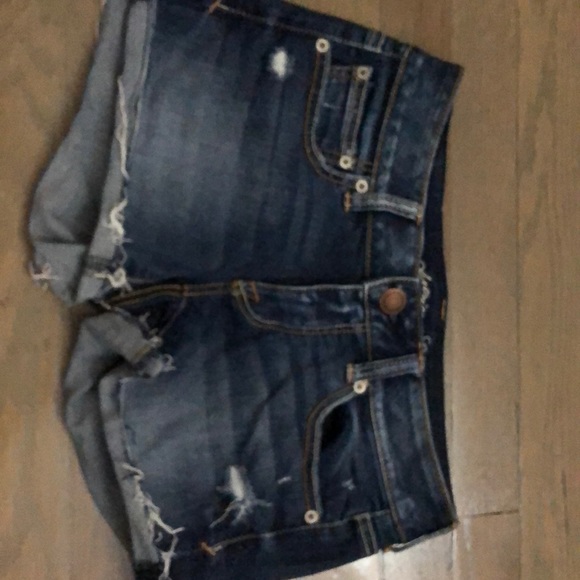 AE shorts - Picture 2 of 3